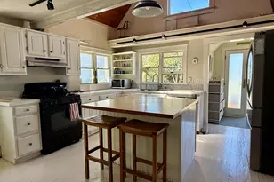 8 Pleasant St, Vinalhaven, ME 04863 - Photo 8