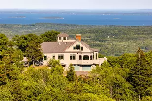 251 Mt Pleasant St, Rockport, ME 04856 - Photo 1