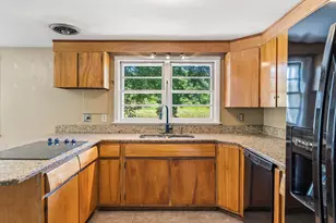 99 Scotland Bridge Rd, York, ME 03909 - Photo 10