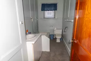 324 Main St, Madawaska, ME 04756 - Photo 30
