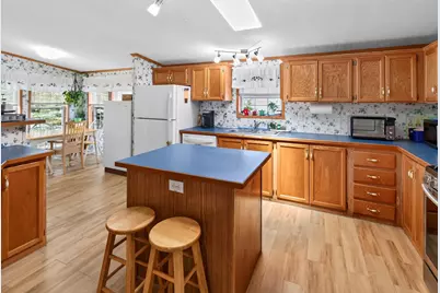 31 Wiswell Road, Brewer, ME 04412 - Photo 2