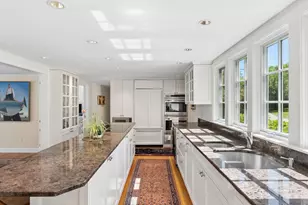1 Ledgewood Ln, Cape Elizabeth, ME 04107 - Photo 6