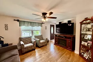 528 Roosevelt Trail, Windham, ME 04062 - Photo 8