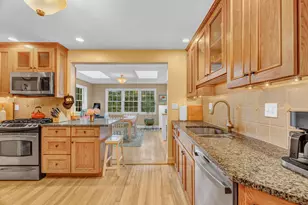 142 Longfellow St, Portland, ME 04103 - Photo 18