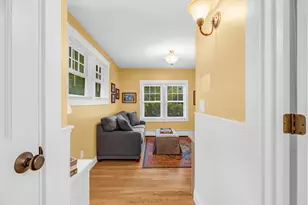 142 Longfellow St, Portland, ME 04103 - Photo 32