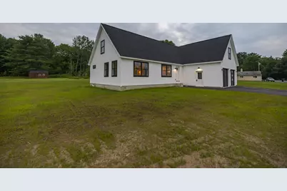 319 Harmons Corner Road, Auburn, ME 04210 - Photo 4