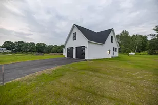319 Harmons Corner Rd, Auburn, ME 04210 - Photo 8