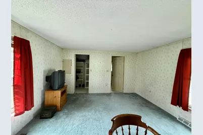 413 Kelley Mobile Homes Park, Millinocket, ME 04462 - Photo 18