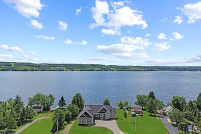 135 Green Point Road, Madawaska, ME 04773 - Photo 4