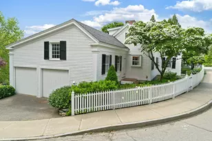158 Russell Ave, Rockport, ME 04856 - Photo 2