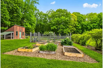 16 Brixham Road, Eliot, ME 03903 - Photo 106