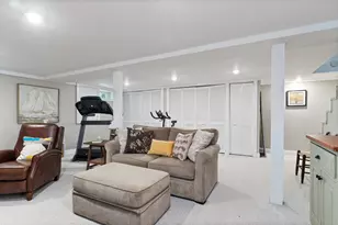 5 Bayberry Ln, Cape Elizabeth, ME 04107 - Photo 16