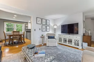 27 Gail Ln, Yarmouth, ME 04096 - Photo 6