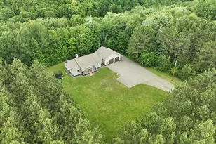 325 Bangor St, Houlton, ME 04730 - Photo 4