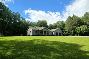 325 Bangor St, Houlton, ME 04730 - Photo 26