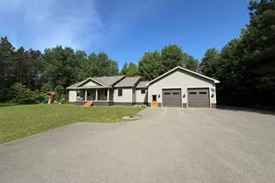 325 Bangor St, Houlton, ME 04730 - Photo 6