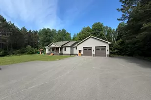 325 Bangor St, Houlton, ME 04730 - Photo 18