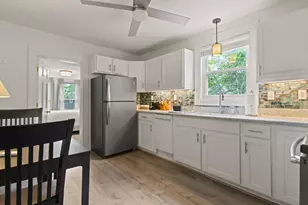 77 Ocean Ave, Old Orchard Beach, ME 04064 - Photo 12