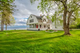 8 Navy Street Ext, Searsport, ME 04974 - Photo 2