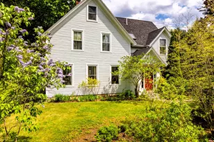 29 Spruce St, Rockport, ME 04856 - Photo 2