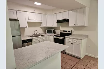131 Temple Avenue #10, Old Orchard Beach, ME 04064 - Photo 4