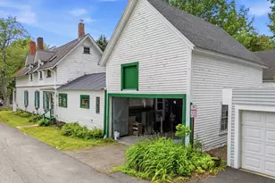 28 Chapel St, Augusta, ME 04330 - Photo 6