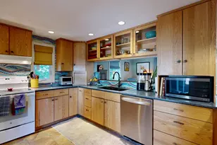 25 Delcliffe Ln, Lewiston, ME 04240 - Photo 6