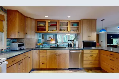 25 Delcliffe Lane, Lewiston, ME 04240 - Photo 8