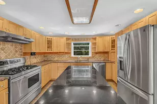 652 Deering Ridge Rd, Waterboro, ME 04030 - Photo 10