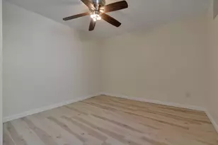 259 York St, Portland, ME 04102 - Photo 10