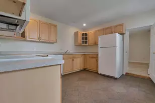 259 York St, Portland, ME 04102 - Photo 4