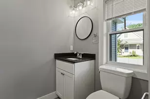 9 Cole St, South Portland, ME 04106 - Photo 10