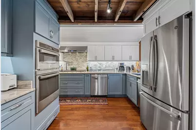 127 Valley Avenue, Portland, ME 04109 - Photo 4