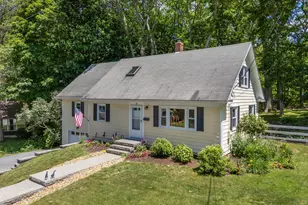 15 Oakwood Rd, Cape Elizabeth, ME 04107 - Photo 2