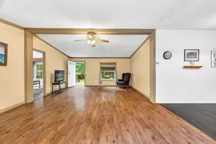 135 Ridgewood Dr, Warren, ME 04864 - Photo 6