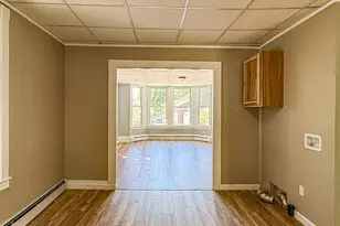 4 Pleasant St, Mexico, ME 04257 - Photo 8