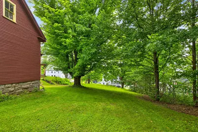 27 Highland Avenue, South Berwick, ME 03908 - Photo 4