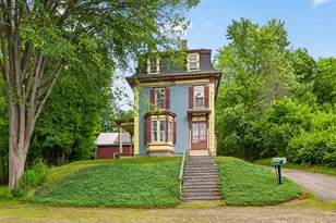 27 Highland Ave, South Berwick, ME 03908 - Photo 2