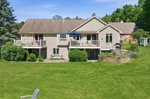 641 N Parish Rd, Turner, ME 04282 - Photo 2