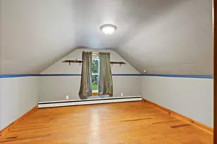 33 Cottage St, Fairfield, ME 04901 - Photo 16