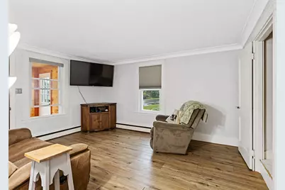 33 Cottage Street, Fairfield, ME 04901 - Photo 10