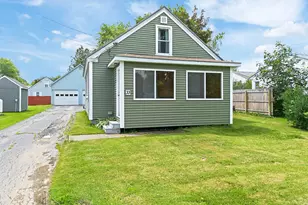 33 Cottage St, Fairfield, ME 04901 - Photo 28