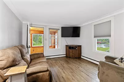 33 Cottage Street, Fairfield, ME 04901 - Photo 8