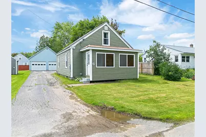 33 Cottage Street, Fairfield, ME 04901 - Photo 1