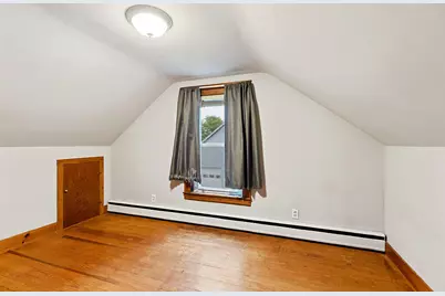 33 Cottage Street, Fairfield, ME 04901 - Photo 18