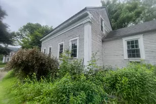 8 Summer St, Hampden, ME 04444 - Photo 2
