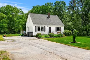 27 Nottingham Dr, Sanford, ME 04073 - Photo 2