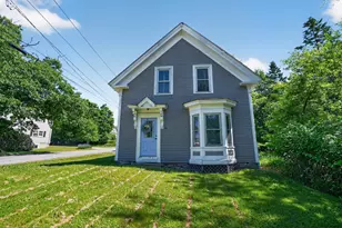79 Oak St, Ellsworth, ME 04605 - Photo 1