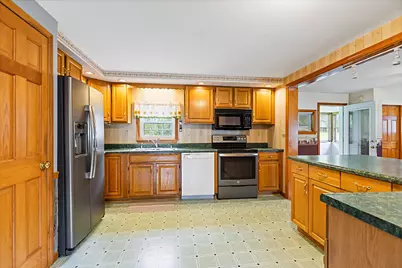 1050 Main Street, Palmyra, ME 04965 - Photo 12