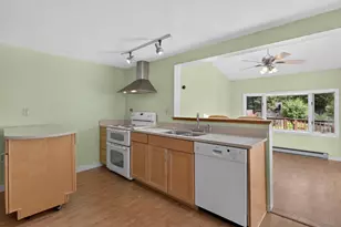 82 Columbia Ave, Brunswick, ME 04011 - Photo 22